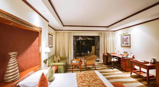Двухместный номер Superior Kigali Serena Hotel