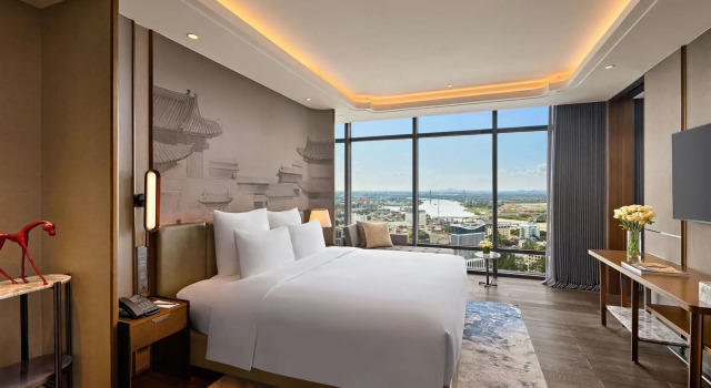 Люкс Deluxe Pullman Hai Phong Grand Hotel