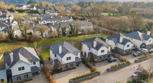 Апартаменты Spacious Home to Sleep 6 Just a Short Stroll From Kenmare