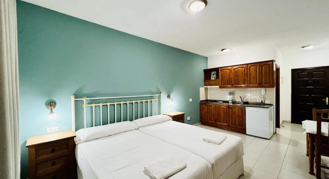 Студия с балконом Apartamentos Frontera