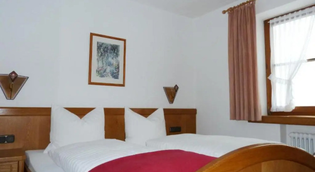 Haus Central Oberstdorf, Prenota Hotel Oberstdorf Algovia, vicino a FlyZone