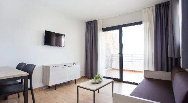 Апартаменты c 1 комнатой с балконом Apartamentos Maryciel By Mc