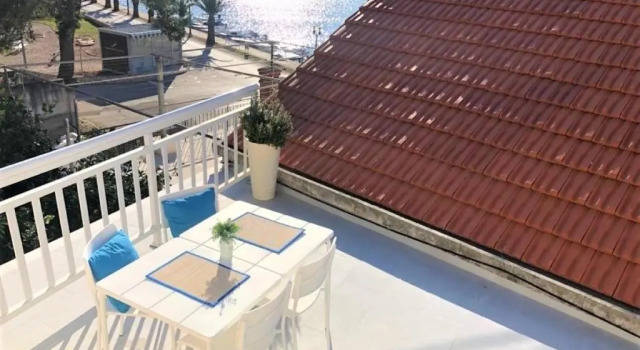 Студия Apartment Linda1 - 20m from the sea