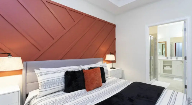 Cozy Retreat Near Disney: Apartment With Amenities