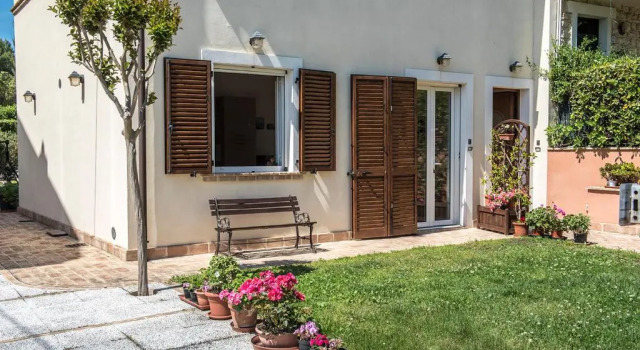 N11 - Numana, nuovo bilocale con giardino, Rezervovat Hotel Numana 