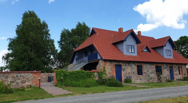 Коттедж с балконом и с красивым видом из окна Rannamõisa Puhkeküla