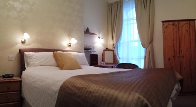 The Norwood, Varaa Hotelli Torquay Devon