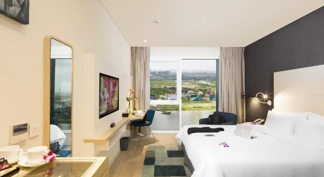 Двухместный номер Standard с видом на реку Liberty Central Saigon Riverside Hotel