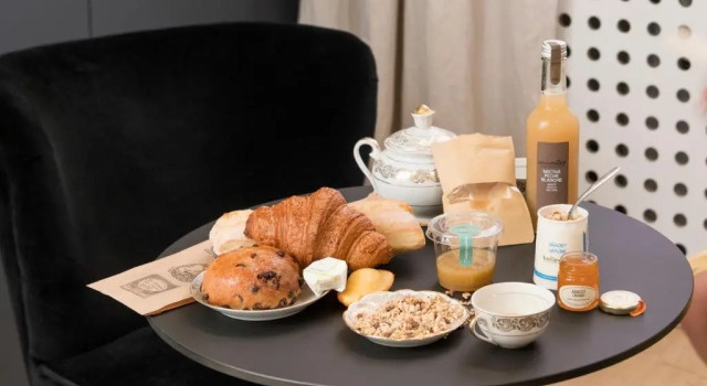 Полулюкс MiHotel La Tour Rose
