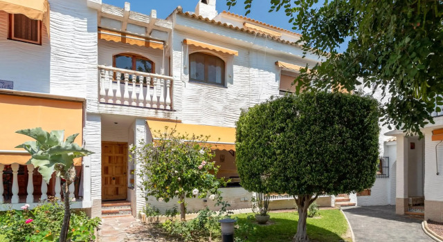 Bungalow Urb Costa Hispania
