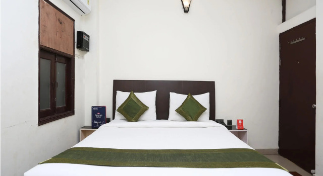 Hotel Prakash Palace