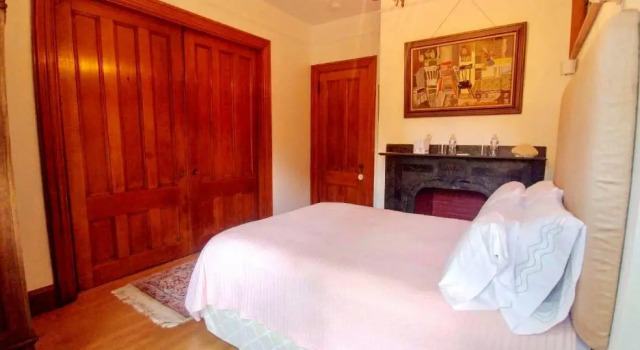 Austin House Inn, Забронировать Отель СПА-отели Ньюпорт, рядом с Поместье Кингскот в Ньюпорте, SPA-услуги