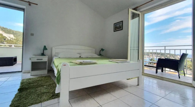 Студия Apartments Frane
