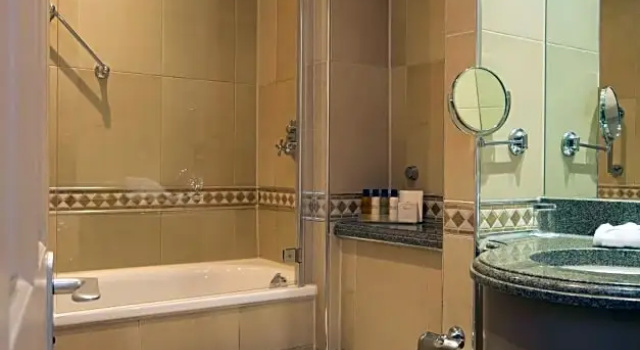Одноместный номер Superior Nutfield Priory Hotel & Spa