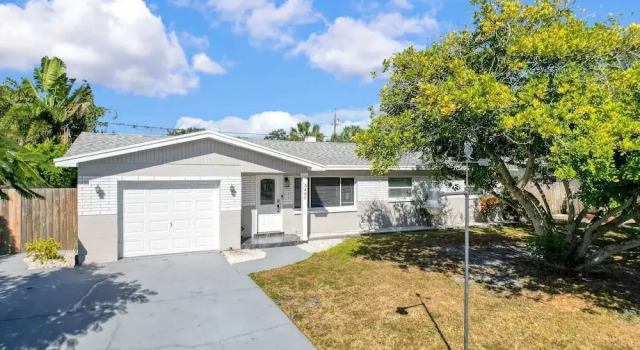 Коттедж 3485 Floral Drive SE