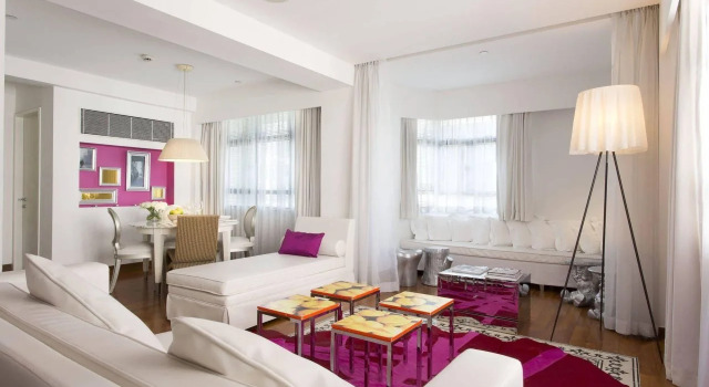 J Plus Boutique Hotel, Забронировать Отель Отели Козуэй-Бей 4 звезды, рядом с Таймс-Сквер Гонконг, 4*