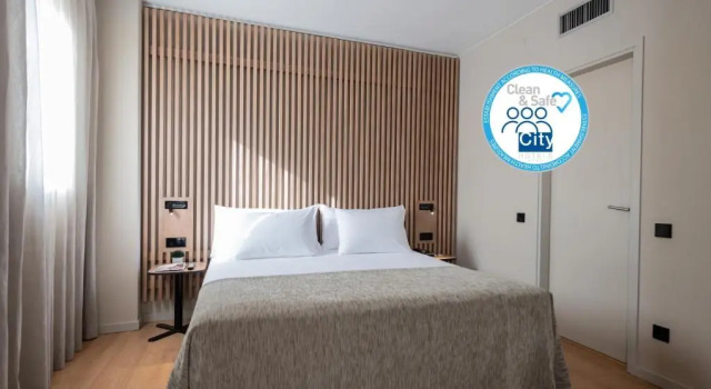 Двухместный номер Premium Aparthotel Atenea Barcelona