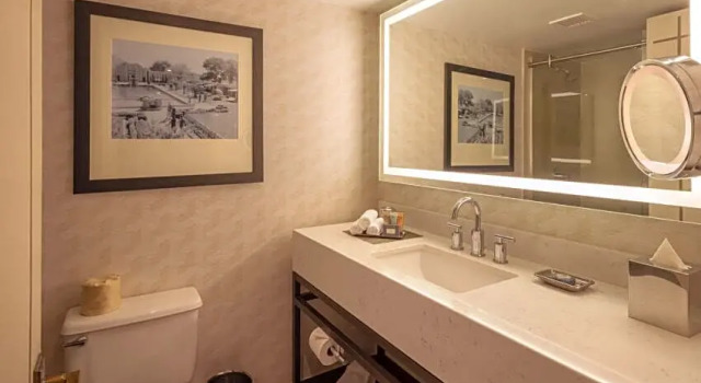 Номер Resort Arizona Biltmore, LXR Hotels & Resorts