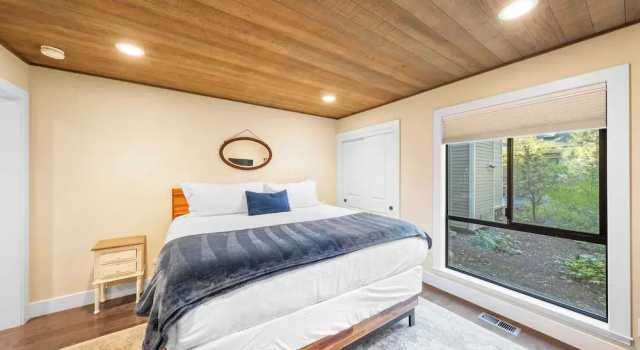 Коттедж Near Ski, Beach, & Hiking Trails + Clubhouse Pool & Hot Tub Access Juanita Blue by Avantstay