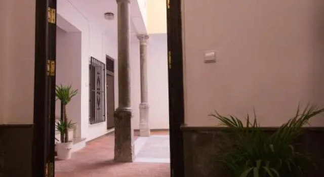 Zahira Suites, Забронировать Отель Альбайсин Гранада, рядом с Музей народных традиций и искусств Los Tiros de Granada