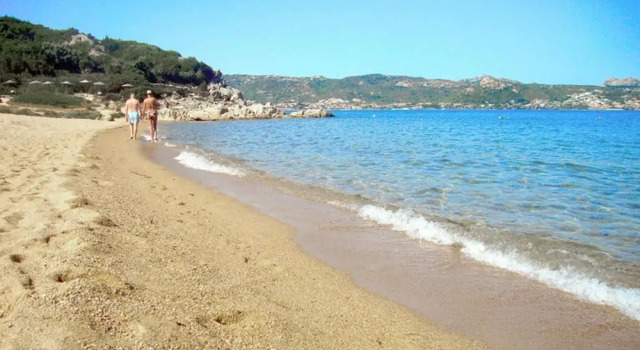 Апартаменты Apartment in Golfo Aranci With Terrace