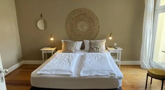 Двухместный номер Deluxe с балконом AUERSTEIN-Hotels auerstein & auerstein-mono