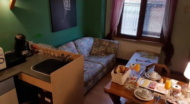 B&B Country HeART, Rezerwuj Bed and Breakfast Hotele w Bruksela z parkingiem, Parking