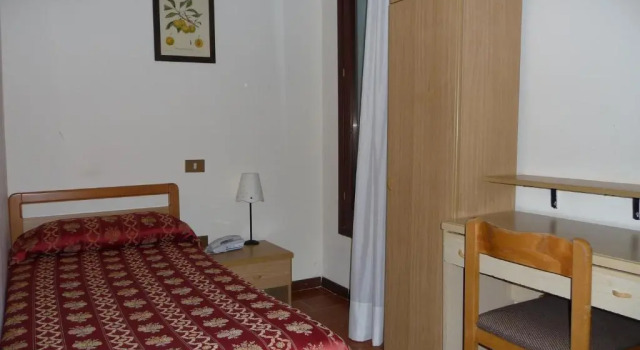 Одноместный номер Hotel Tivoli