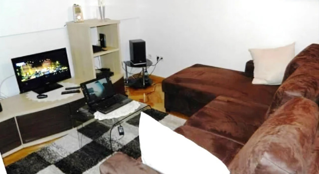 Apartment Dea, Prenota Appartamento Hotel a Isole Quarnerine con parcheggio, Parcheggio