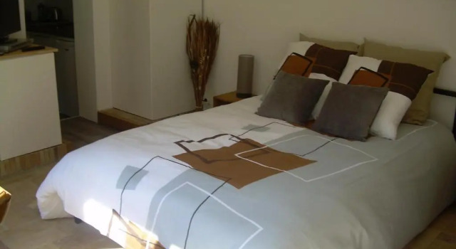 L'Annexe, Buchen Sie Hotel Anzin-Saint-Aubin Artois