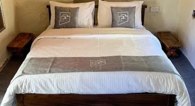 The Suwgra Guest House, Забронировать Гостевой дом Низва Эд-Дахилия, рядом с Форт Назвы