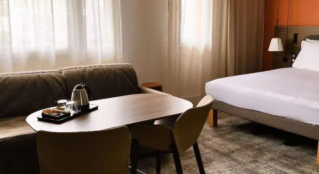 Люкс Novotel Suites Clermont Ferrand Polydome