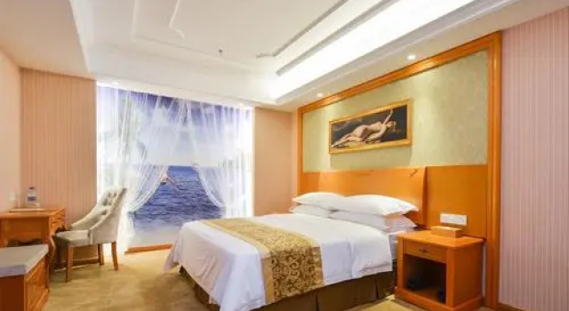 Vienna Hotel Nanjing Pukou Middle Puzhu Road Branch