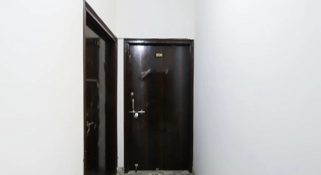 OYO 49907 Hotel Udaipur Valley, Забронировать Отель Отели штата Раджастхана с парковкой, Парковка