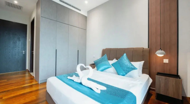 Апартаменты Premium с 2 комнатами с балконом и с видом на поле для гольфа Harmony Luxury Suites At TM Persiaran Stonor KLCC