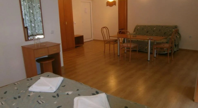 Family Hotel Central