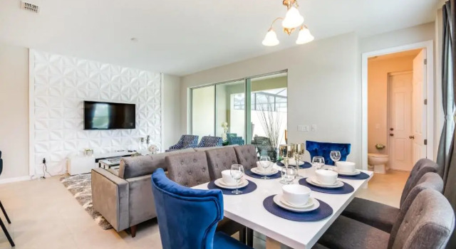 Solara Resort Townhome, 15 minutes from Disney, Book Ferieresort Hoteller i Four Corners med pool, Swimmingpool