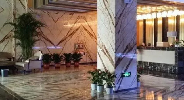 Jinshi Building Hotel, Book Hotel Hoteller i Beijing Province med parkering, Parkering