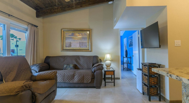 Tiki 252 - Standard 1br Condo W/ Balcony Sleeps 4 1 Bedroom Condo, Buchen Sie Ferienwohnung Hotels in Padre Island mit Pool, Schwimmbad