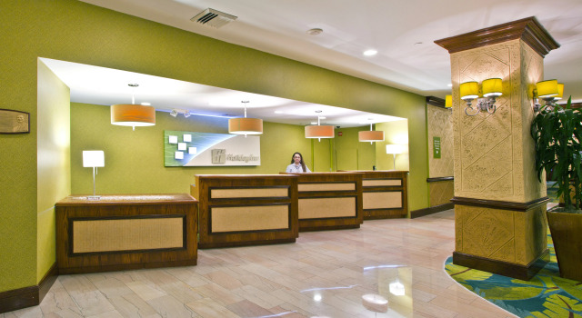 Holiday Inn Miami Beach-Oceanfront, Varaa Hotelli Hotellit Miami Beach uima-altaalla, Uima-allas