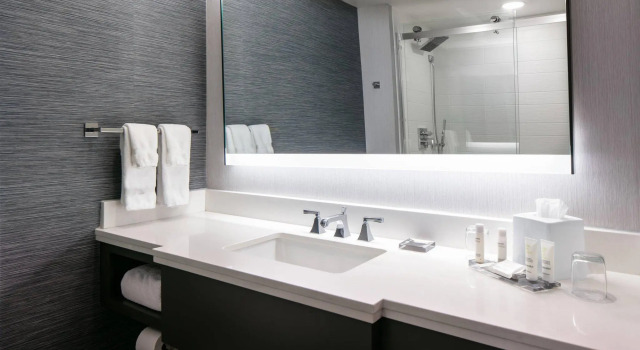 Номер Standard West Des Moines Marriott