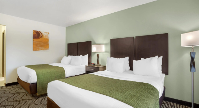 Четырёхместный номер Deluxe Best Western Gold Country Inn