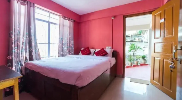 Pink Guest House, Забронировать Гостевой дом Гостевые дома Шиллонг, Гостевой дом