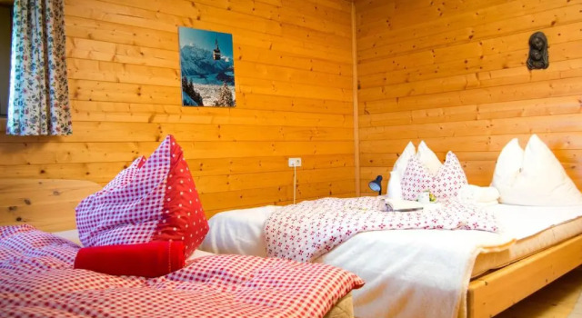 Gomig Hütte, Rezerwuj Hotel Hotele w Lienz Dolomites z parkingiem, Parking