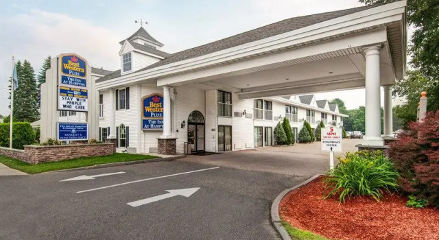 Четырёхместный номер Standard Best Western Plus, The Inn at Hampton