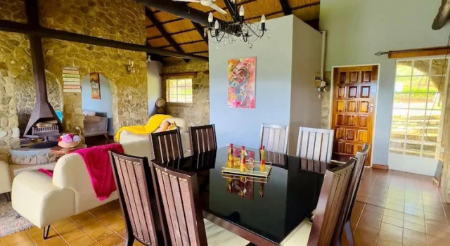 Коттедж Luxury 5 bed Home in Juliasdale - 2309