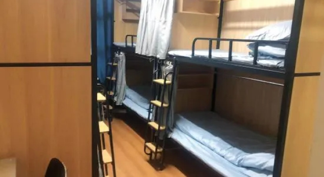 Кровать в общем номере (мужской номер) Super 8 Shanghai Songjiang University New Songjiang Road