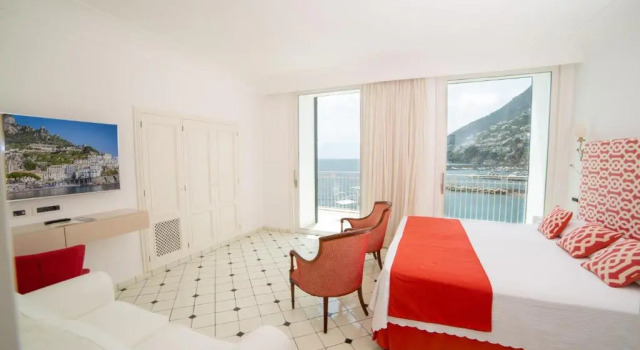 Полулюкс Hotel Marina Riviera