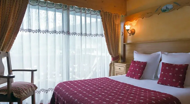 Номер Classic Chalet-Hotel Le Labrador, The Originals Relais