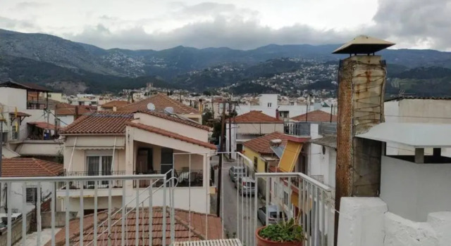 Close to the ring road-Aunt's house, Book Hotel Volos 